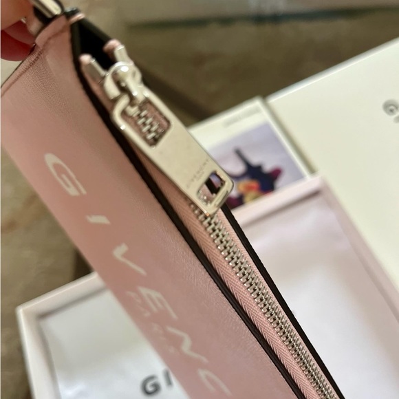 BNWT AUTHENTIC Givenchy clutch bag pink white leather clutch/pouch - Picture 4 of 5